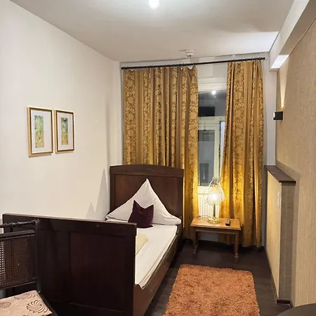 Hotel Nettersheimer Hof 1857 *